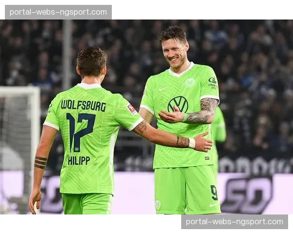 消息:莱比锡前锋塞斯科因肌肉疲劳缺席合练,周末战术部署或受影响 消息:莱比锡前锋塞斯科因肌肉疲劳缺席合练,周末战术部署或受影响